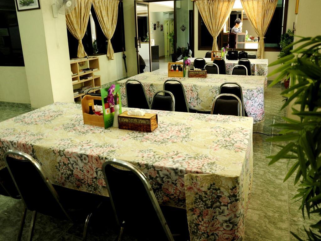 พี พาร์ค เรสซิเดนซ์ จรัญสนิทวงศ์ Hotel กรุงเทพมหานคร ภายนอก รูปภาพ