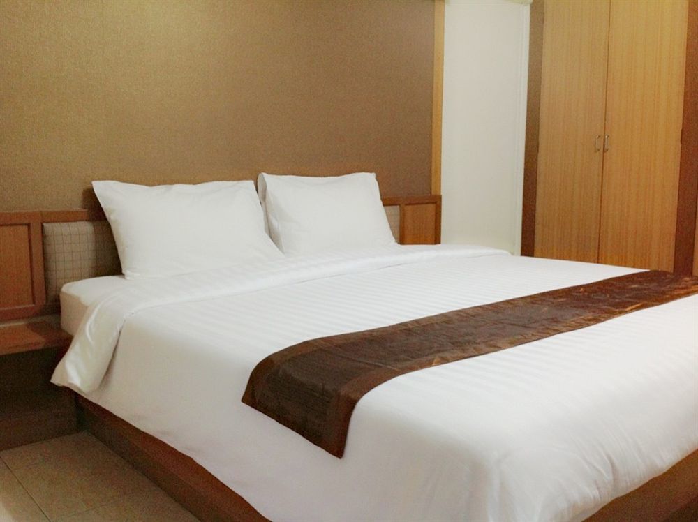 พี พาร์ค เรสซิเดนซ์ จรัญสนิทวงศ์ Hotel กรุงเทพมหานคร ภายนอก รูปภาพ