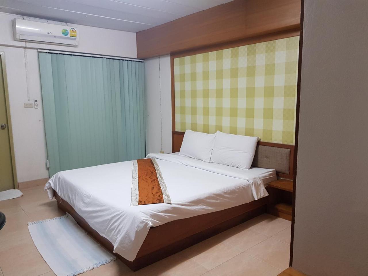พี พาร์ค เรสซิเดนซ์ จรัญสนิทวงศ์ Hotel กรุงเทพมหานคร ภายนอก รูปภาพ