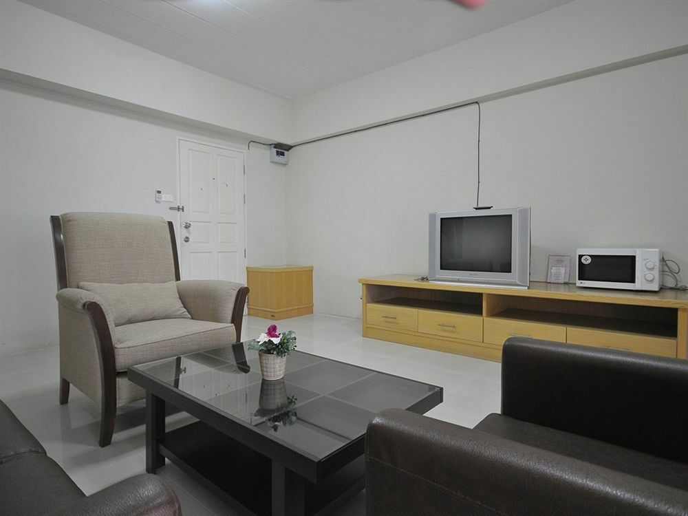 พี พาร์ค เรสซิเดนซ์ จรัญสนิทวงศ์ Hotel กรุงเทพมหานคร ภายนอก รูปภาพ
